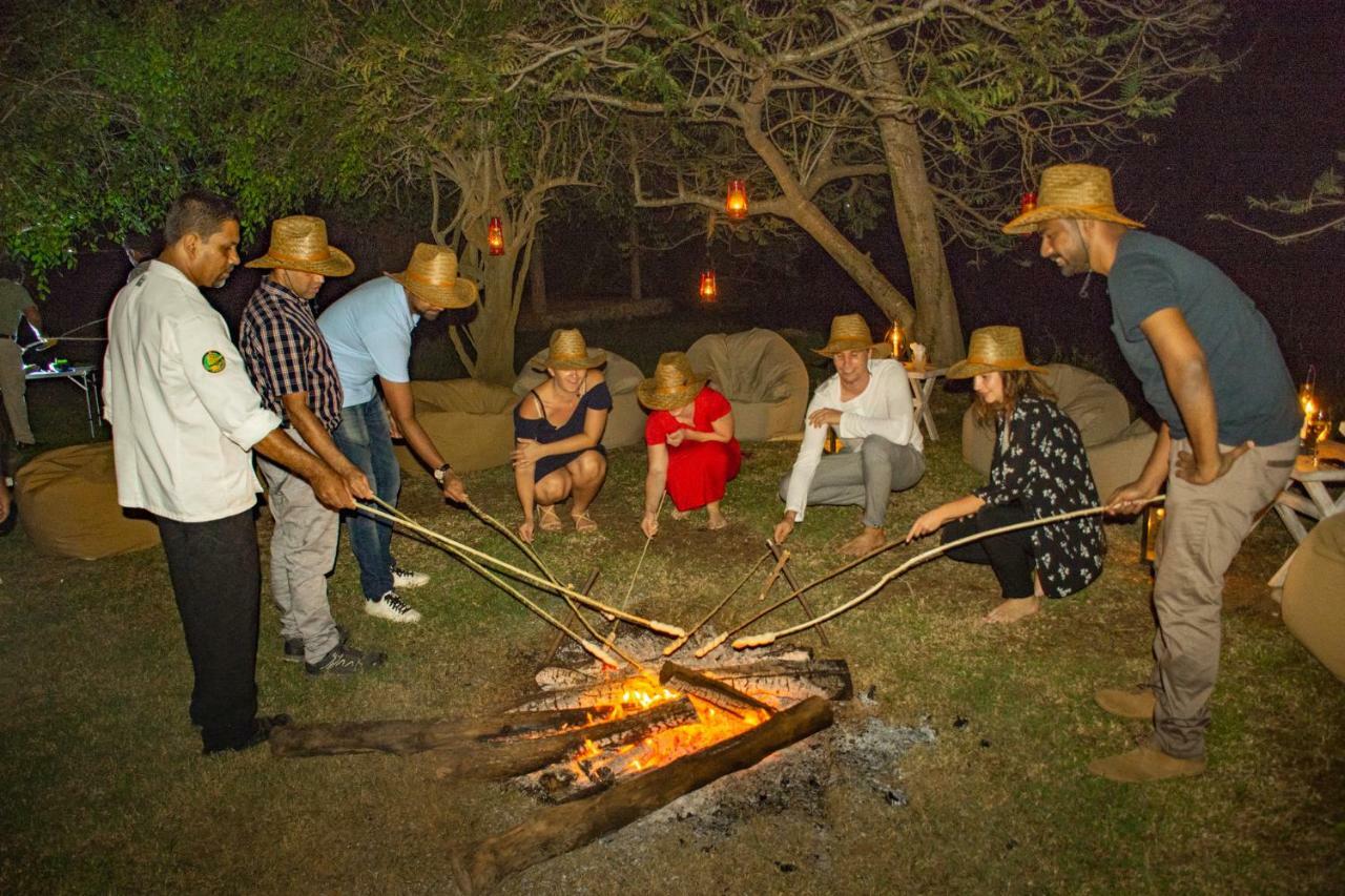 Flameback Eco Lodge Тисамахарама Екстериор снимка